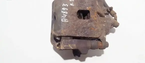 Toyota RAV 4 (XA20) Front brake caliper