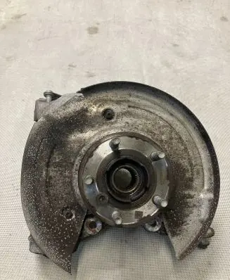 Jaguar XE Rear wheel hub spindle/knuckle GG0BE1220