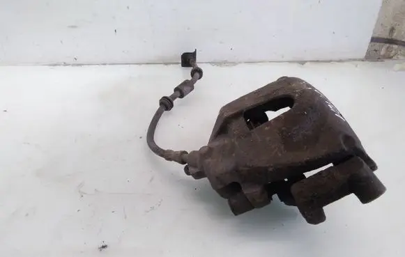 Volvo V50 Front brake caliper 813
