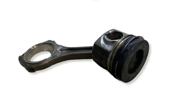 Audi A5 8T 8F Piston with connecting rod
