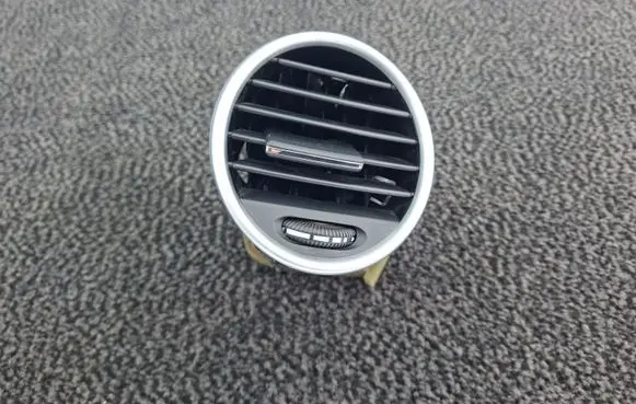 Mercedes-Benz ML W164 Dashboard side air vent grill/cover trim A1648301954