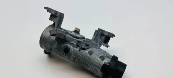 Volkswagen Beetle A5 Ignition lock 5C6905841 1K0905851B