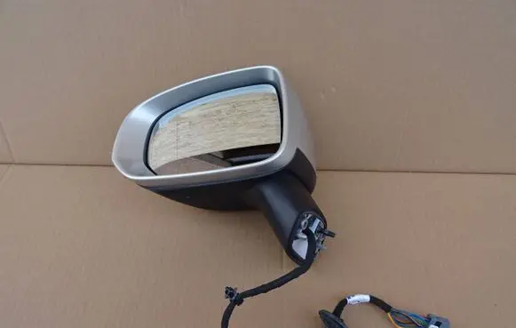 Volvo XC60 Front door electric wing mirror 