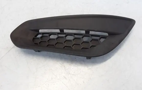 Volvo V60 Front bumper lower grill