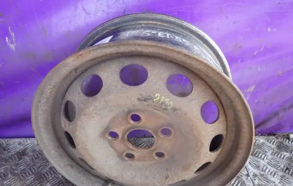 Seat Alhambra (Mk1) R15 steel rim 