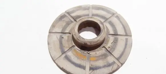 Opel Zafira A Front coil spring rubber mount 90538496