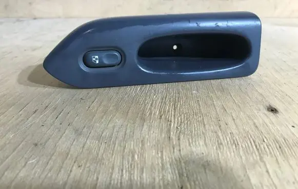 Renault Espace III Electric window control switch