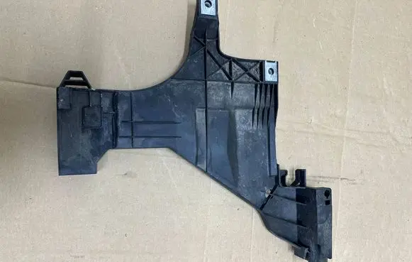 Audi A4 S4 B8 8K Headlight/headlamp mounting bracket 1301073054