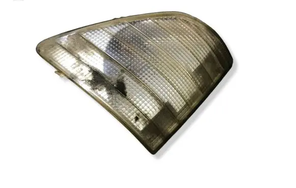 Mercedes-Benz Sprinter W901 W902 W903 W904 Front indicator light 9018200121 143957