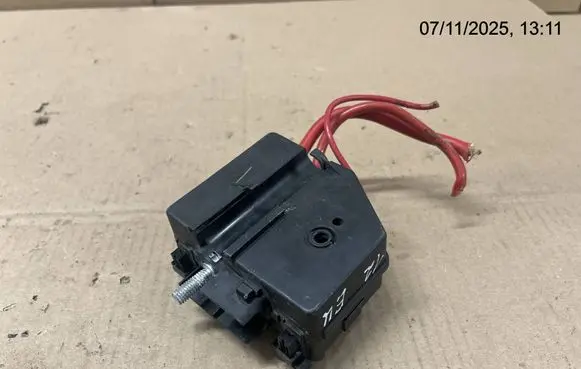 Mercedes-Benz GL X164 Fuse module A1645400850 1645400850