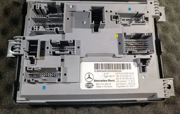 Mercedes-Benz E W213 Central body control module A2139003426 A2139016111