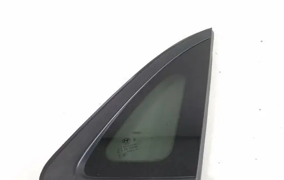 Hyundai Kona I Rear side window 87820J9000