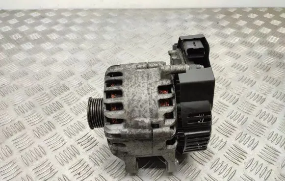 Toyota Proace Generator/alternator 9826550280