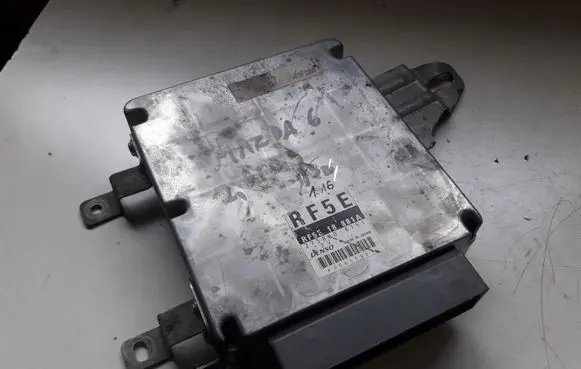 Mazda 6 Engine control unit/module RF5E18881A