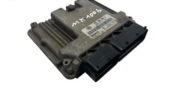 Volkswagen Golf V Engine control unit/module ECU 03C906056B 0261S02008