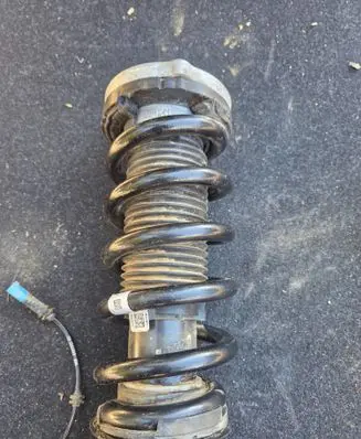 BMW X5 G05 Front shock absorber/damper 6896439 16997810 A62400019949