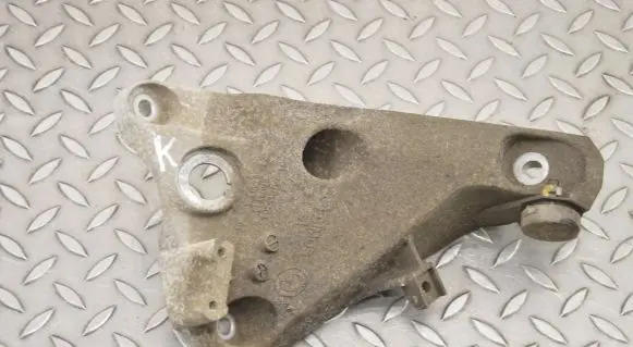 BMW X5 F15 Engine mounting bracket 678711 6859785