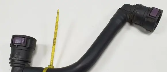 Volvo V60 Engine coolant pipe/hose