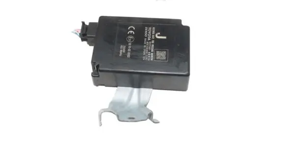 Toyota Yaris Tire pressure control unit 897600D010 MB1584003292