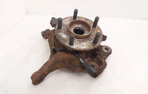 Front wheel hub spindle knuckle