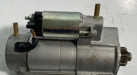 Jaguar XE Starter motor T2H1941
