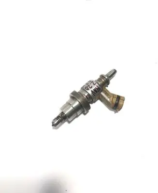 Toyota RAV 4 (XA30) Fuel injector 2371026010