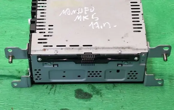 Ford Mondeo MK V Navigation unit CD/DVD player DS7T19C107FJ 10R048384 R43208ETC