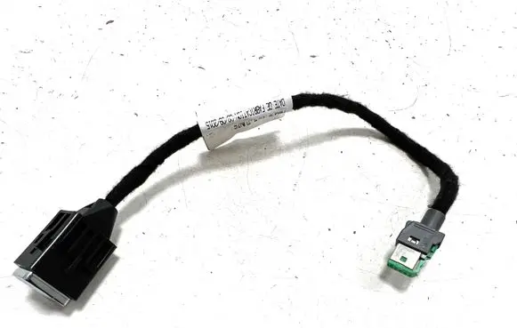Peugeot 308 USB socket connector 9806048080