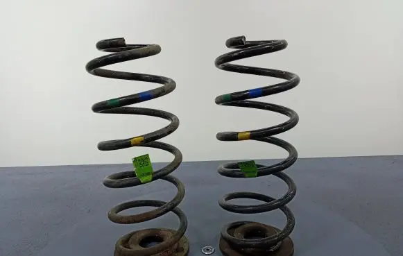 KIA Rio Rear coil spring 55335-H8100