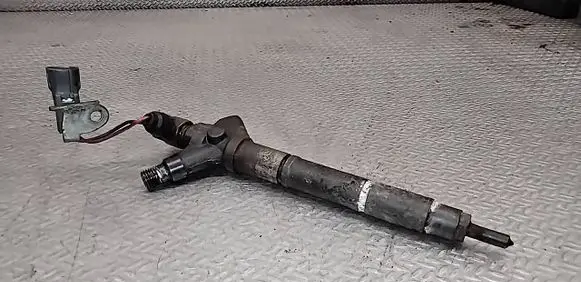 Toyota Corolla Verso AR10 Fuel injector
