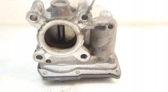 Renault Clio IV Throttle body valve 
