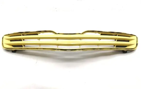 Quarter panel pressure vent