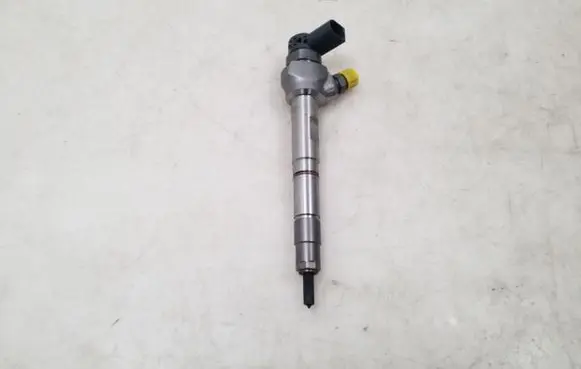 Skoda Kodiaq Fuel injector 04L130277AE