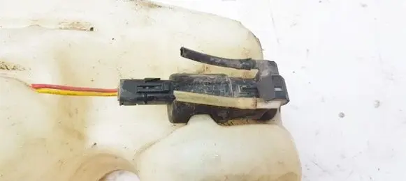 Citroen Xsara Picasso Windscreen/windshield washer pump