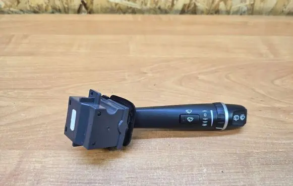 Volvo XC90 Wiper control stalk