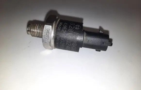 Renault 4 Fuel pressure regulator 04017 0281002405 48629002895
