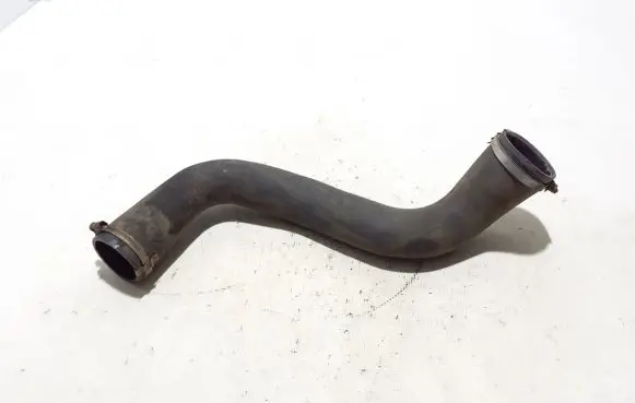Volvo C30 Intercooler hose/pipe 31274146