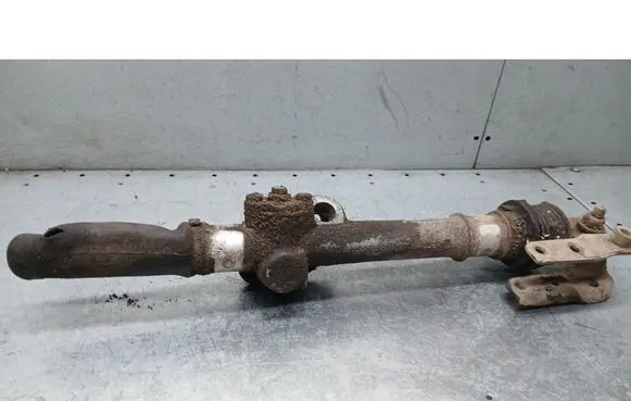 Volkswagen Polo II 86C 2F Steering rack 867419105
