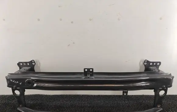 Volkswagen Golf VI Front bumper cross member