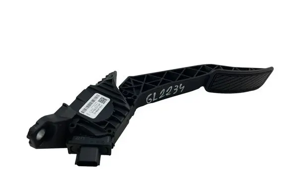 Ford Fiesta Accelerator throttle pedal bracket H1BC9F836AC