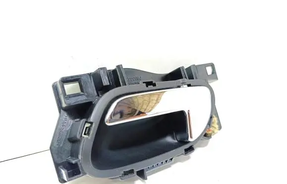 Rear door interior handle