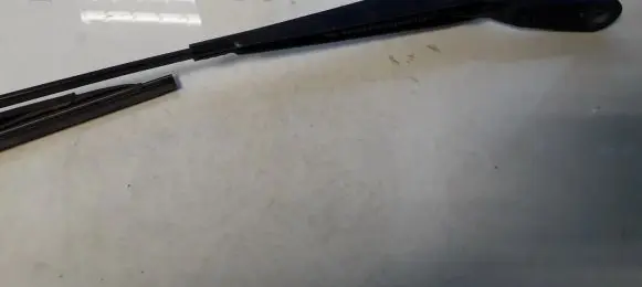 Citroen C5 Front wiper blade arm