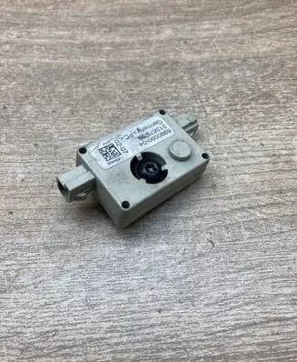 BMW X6 E71 Aerial antenna amplifier 6990090 21367510