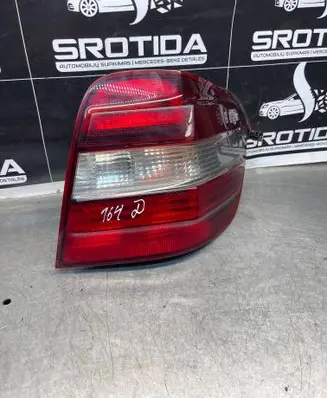Mercedes-Benz ML W164 Rear/tail lights 22517000R