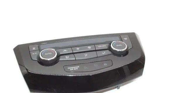 Nissan Qashqai Interior fan control switch 275004EA0A
