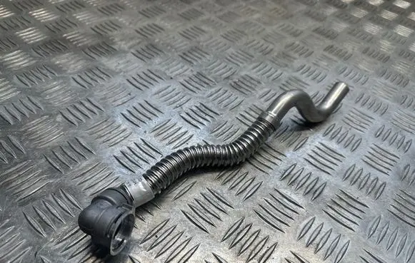 Mercedes-Benz C W205 Hybrid/electric vehicle battery cooling hoses/tubes A2383400800