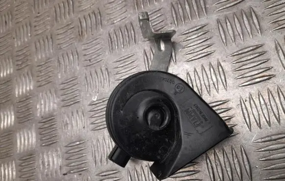 BMW iX1 Horn signal 8496204