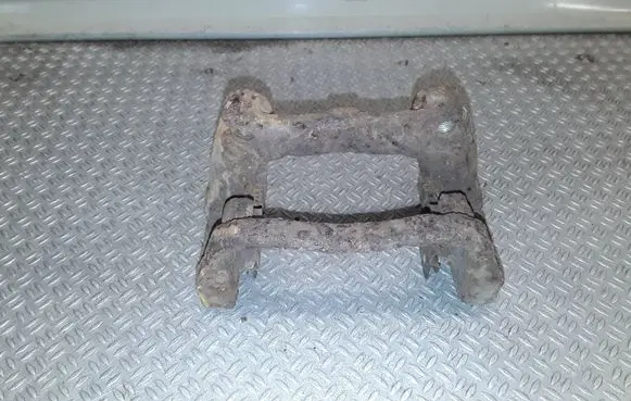 Opel Meriva B Brake caliper pad carrier rear 