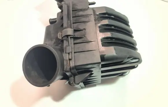 Chrysler Aspen Air filter box 53032