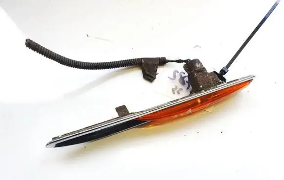 Ford Mondeo MK IV Front fender indicator light 7s7113k354bd 7s71-13k354-bd